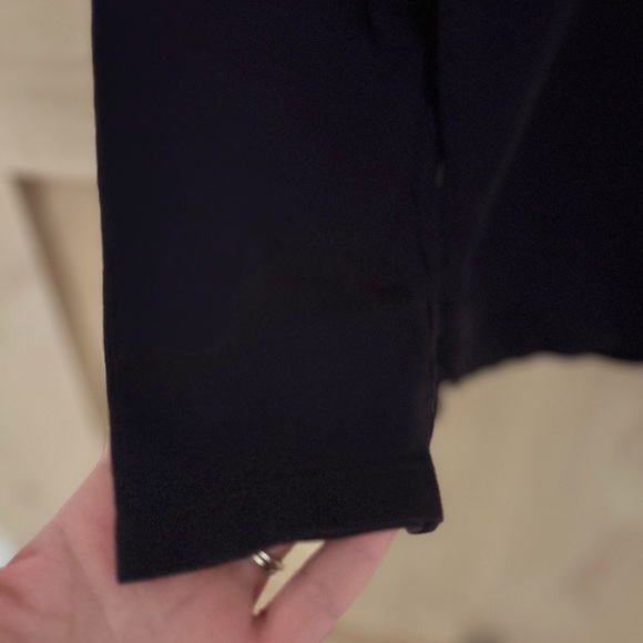 VINCE Women’s Long Sleeve Plum lightweight pique Polo Shirt soft, EUC, Medium. - Picture 6 of 6